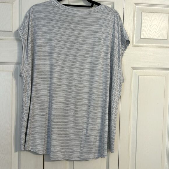 Athleta Stratus Breezy Striped Tee T-Shirt Gray White Plus Size 2X Stretch Modal - Picture 5 of 6